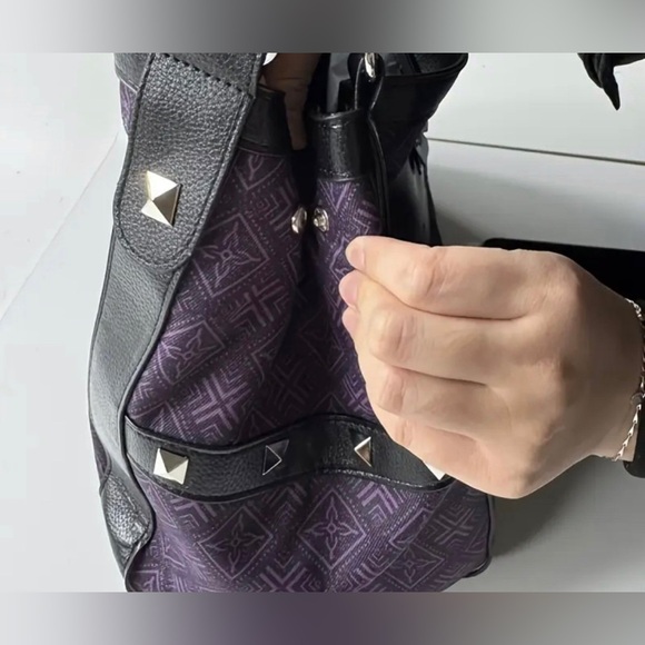 HELLO KITTY ANGRY SKULL BLACK AND PURPLE TOTE BAG NEW Christmas - Picture 4 of 9